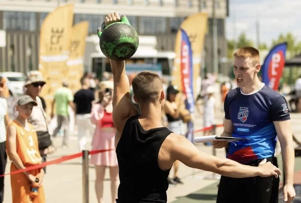 🏅 Нижегородские спортсмены установили более 100 рекордов на фестивале «Иду на рекорд!»

🏟 На площа