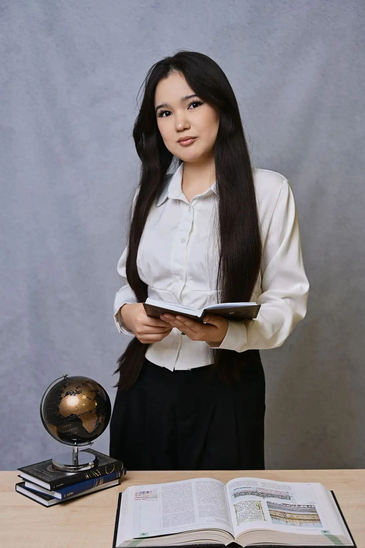 БЕКДУРДЫЕВА АМИНА БИАРСЛАВОВНА ✨ 

Амина получила аттестат о среднем общем образовании с отличием, с