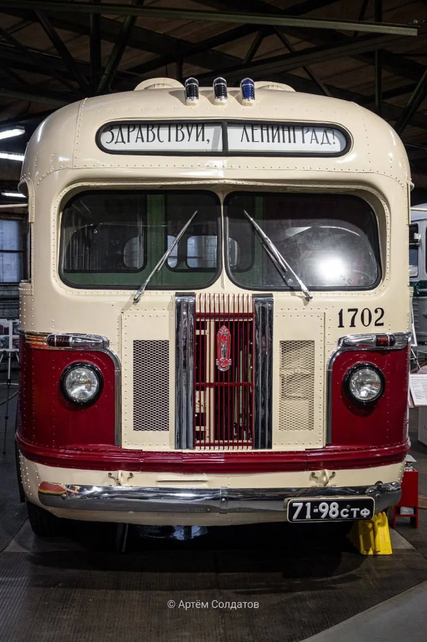 🚌 Куда сходить с ребёнком: музей старых автобусов в Петербурге