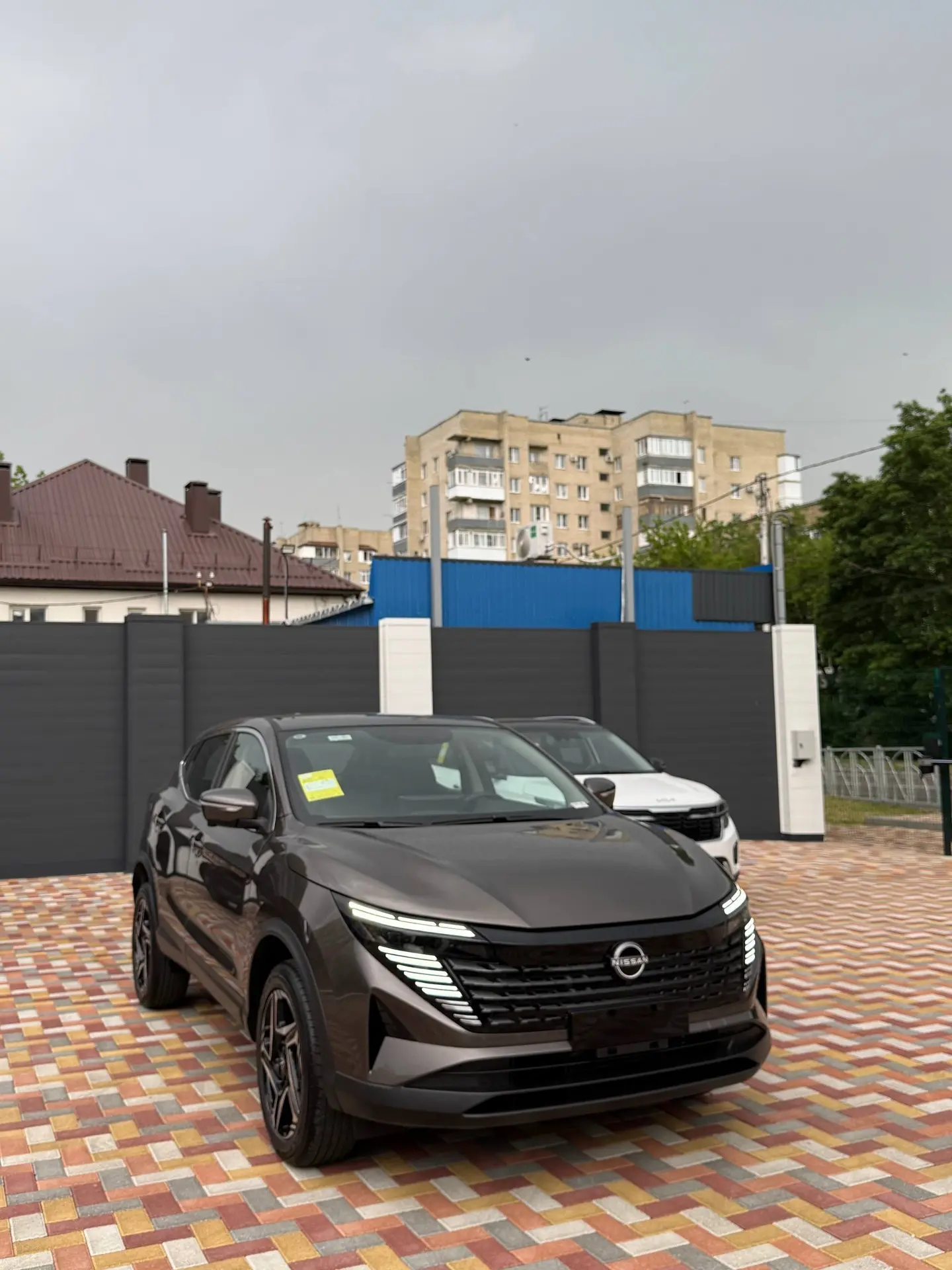 Новый Nissan Qashqai Glory
2.0л, 151л.с, передний привод, автомат(CVT), бензин.

Год выпуска 2026 

