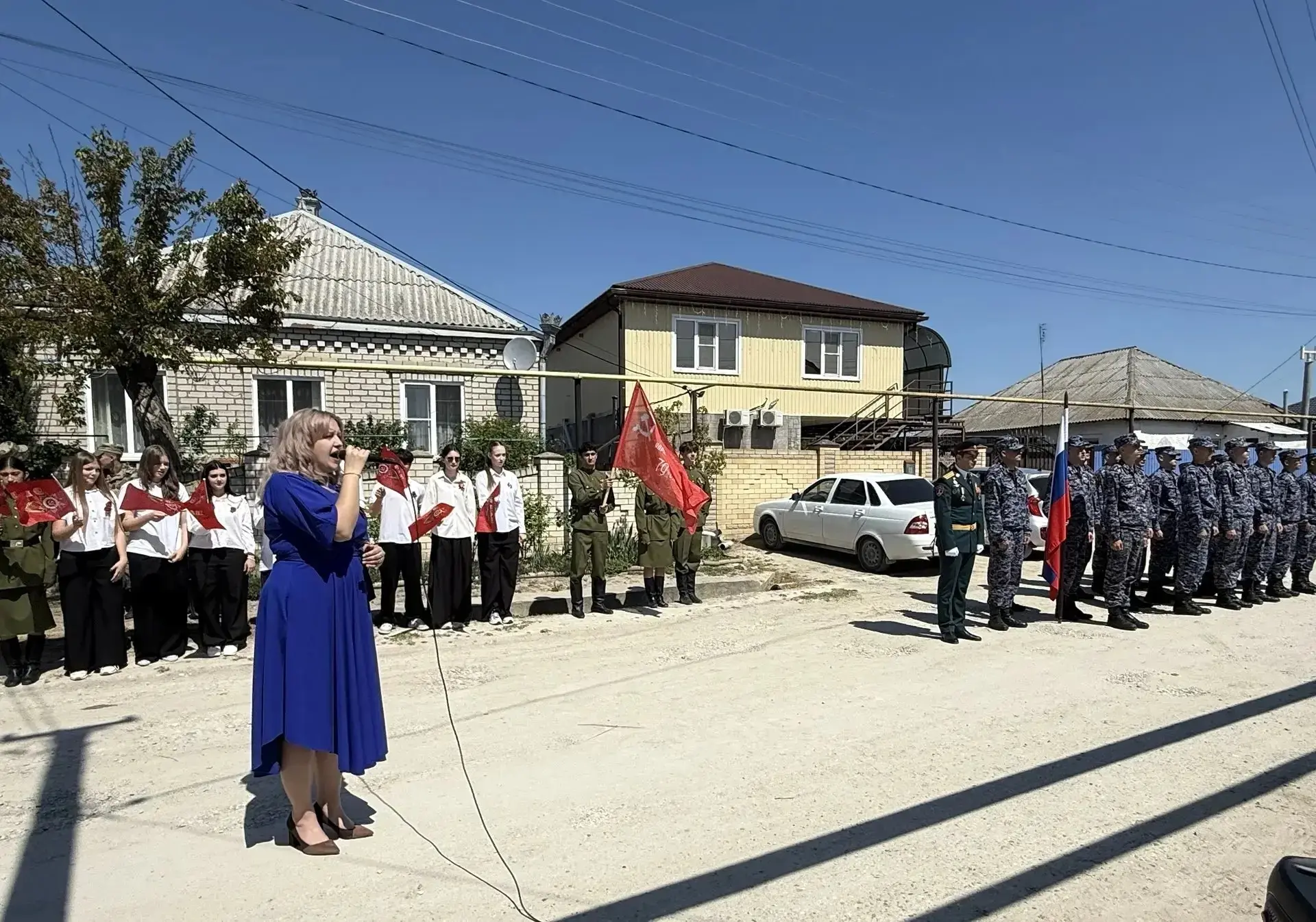 ⭐ Спасибо за Победу! В Тамани состоялся парад у дома ветерана Валентины Пересады  В День Победы во д