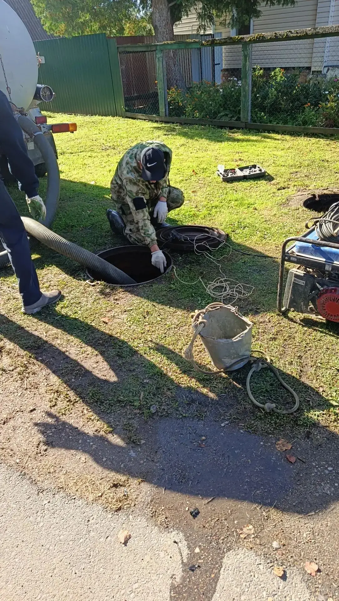 Слесаря АВР устранили порыв🌊 по адресу: