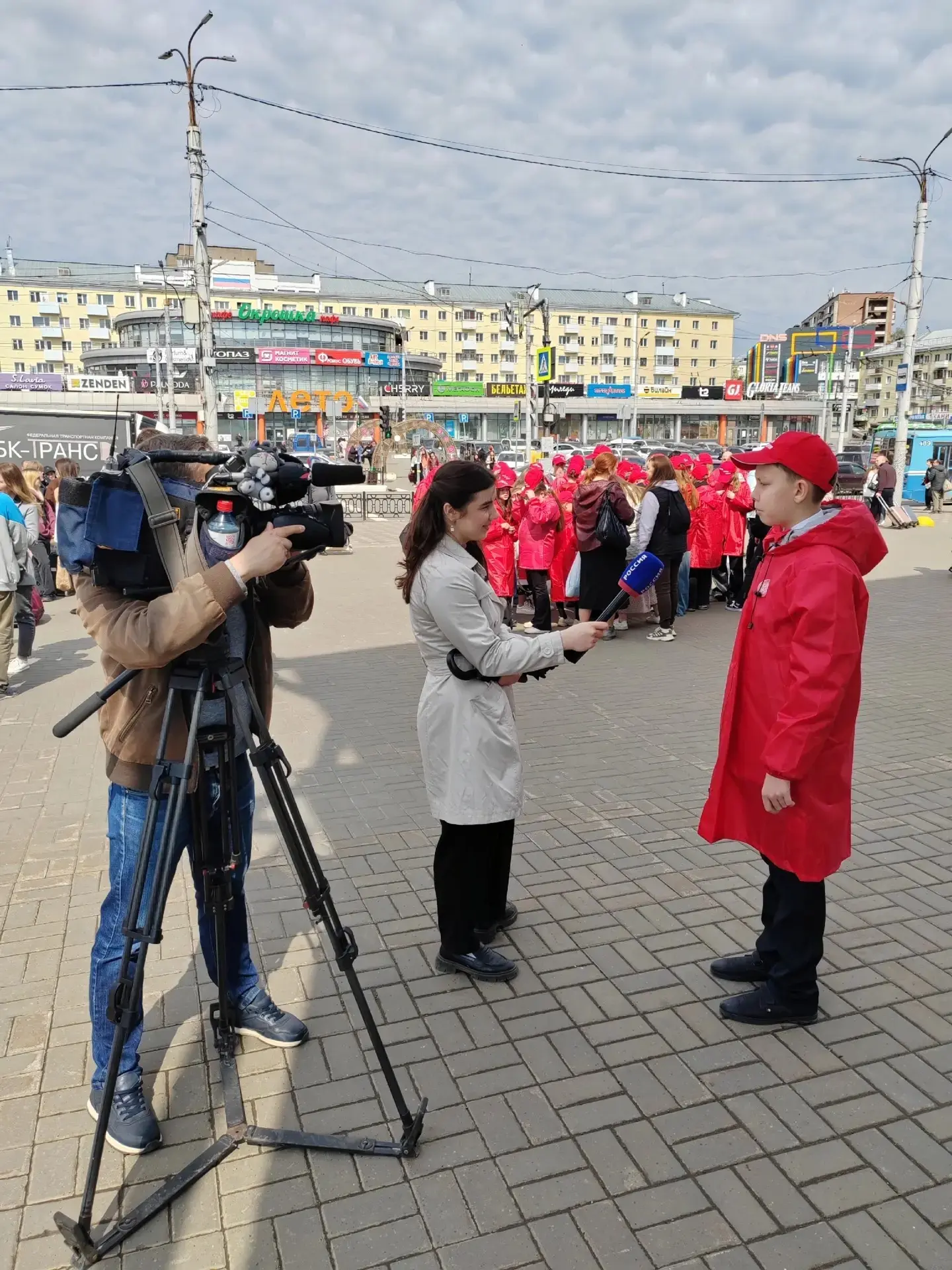 Илья С., ученик 6а класса в составе сводного детского хора Вятской епархиии представил Кировскую обл