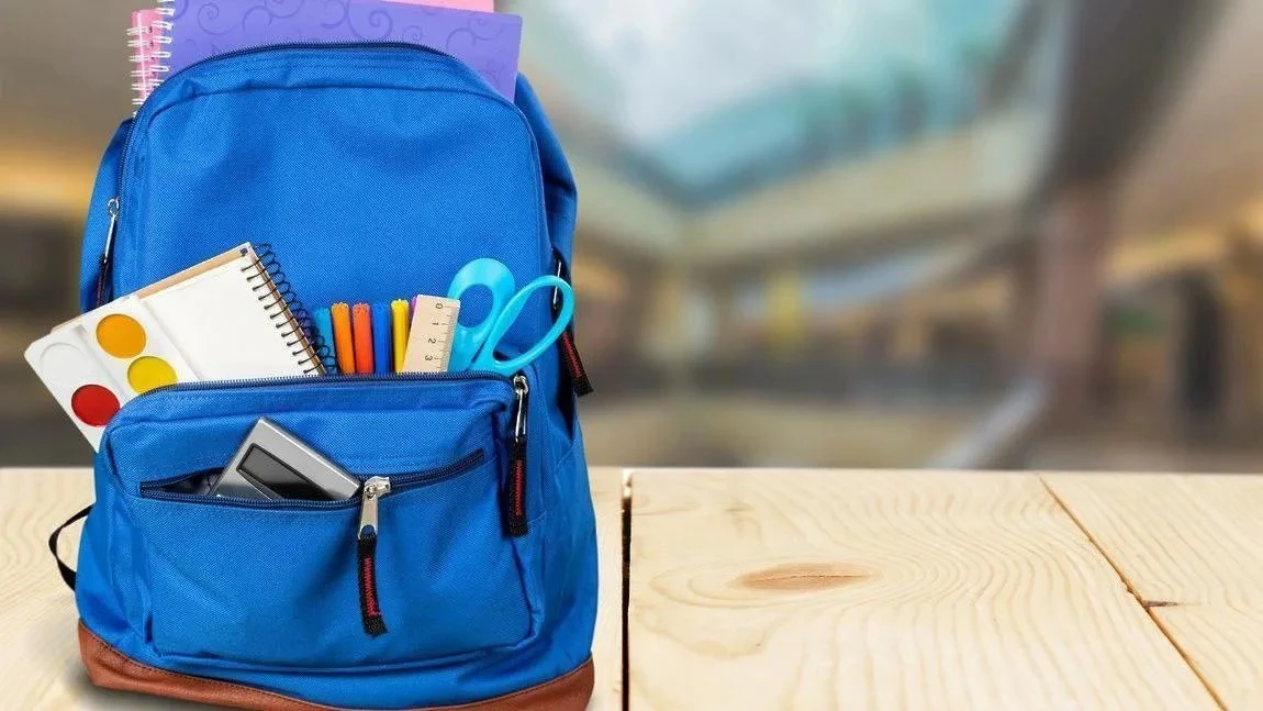 Летний челлендж #МойШкольныйПортфель 🎒📚
Участвуют 1–11 классы — и это не просто летнее развлечение