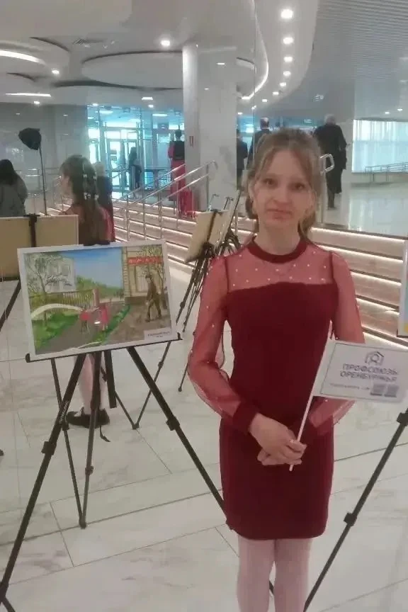 🤩 В Оренбурге прошëл областной конкурс детских рисунков «Мир.Труд.Май.», организованный Федерацией 