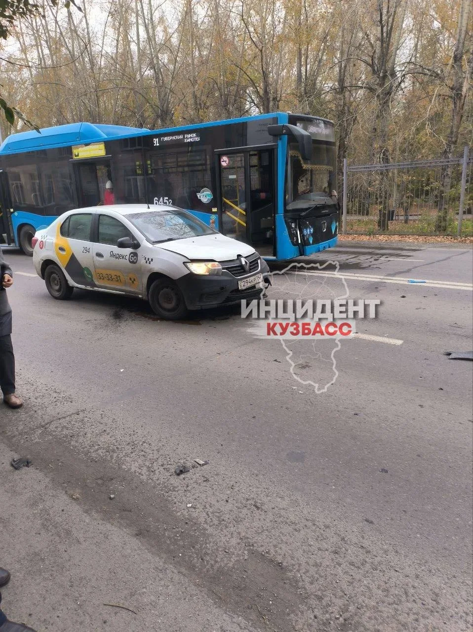 В Кемерове произошло ДТП на пересечении пр. Ленина и ул. Тухачевского.