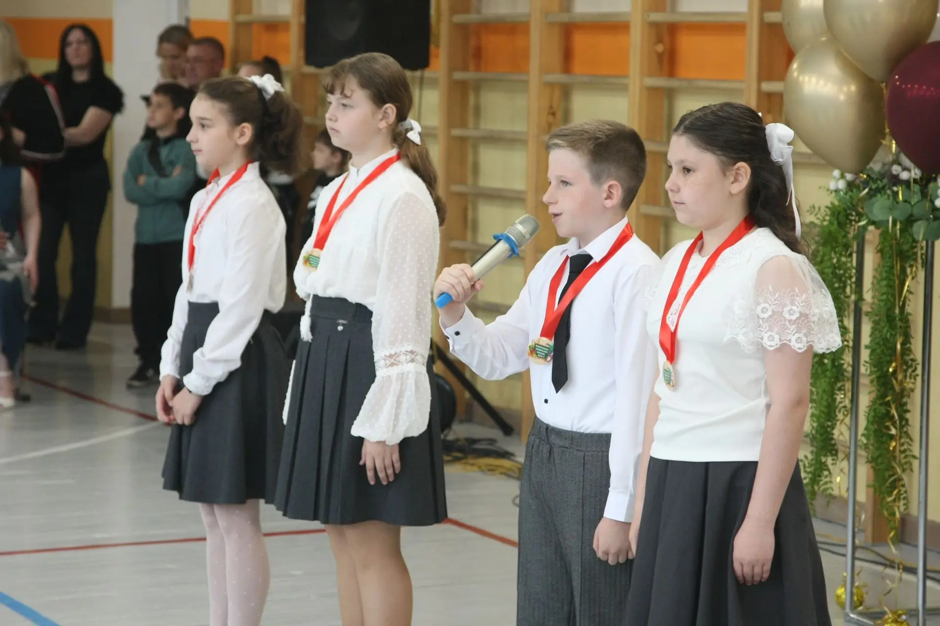 🎉 Праздник Последнего звонка для наших четвёроклассников!  Сегодня в нашей гимназии прошло замечател