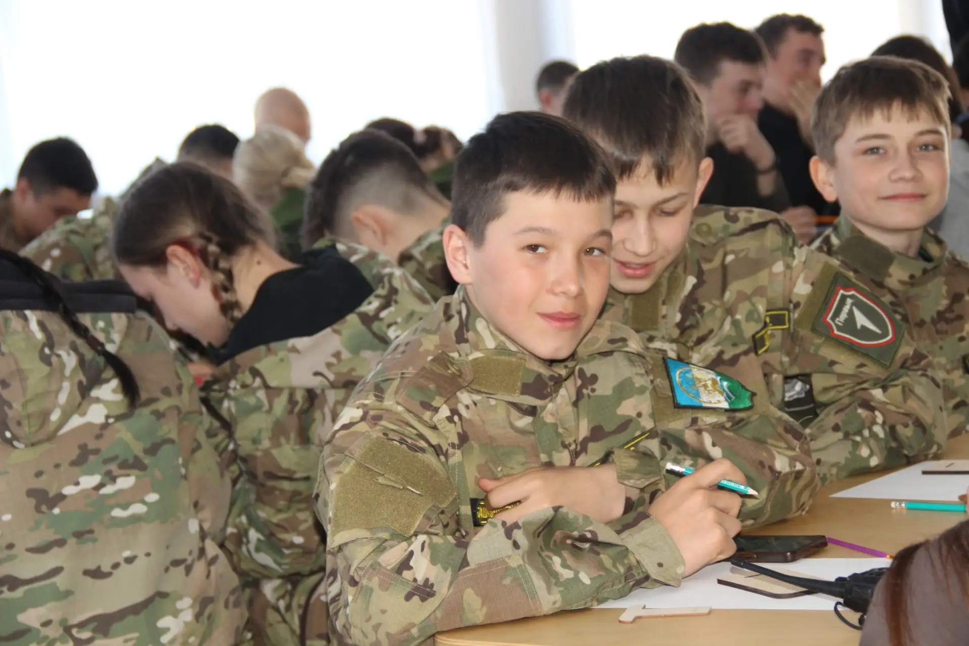 🎉 Поздравляем команду ВПК «Коллектор»!  Команда военно-патриотического клуба «Коллектор» из МБОУ гим