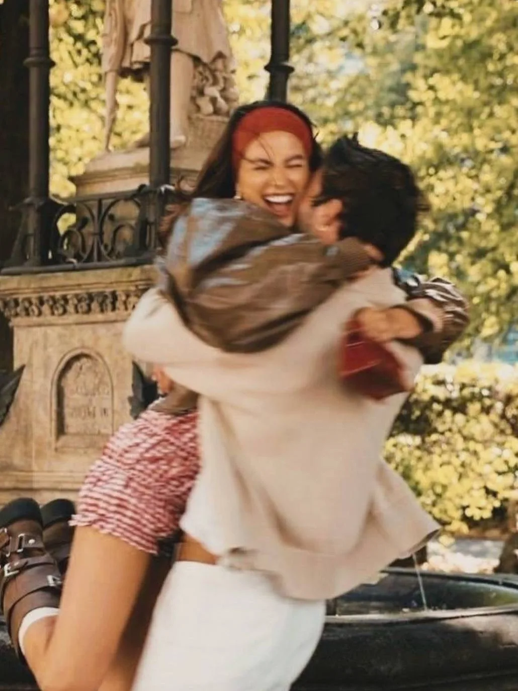summer goals 🌺🪽💍🐣🤍🥥🗝️

#oldmoney_aesthetic