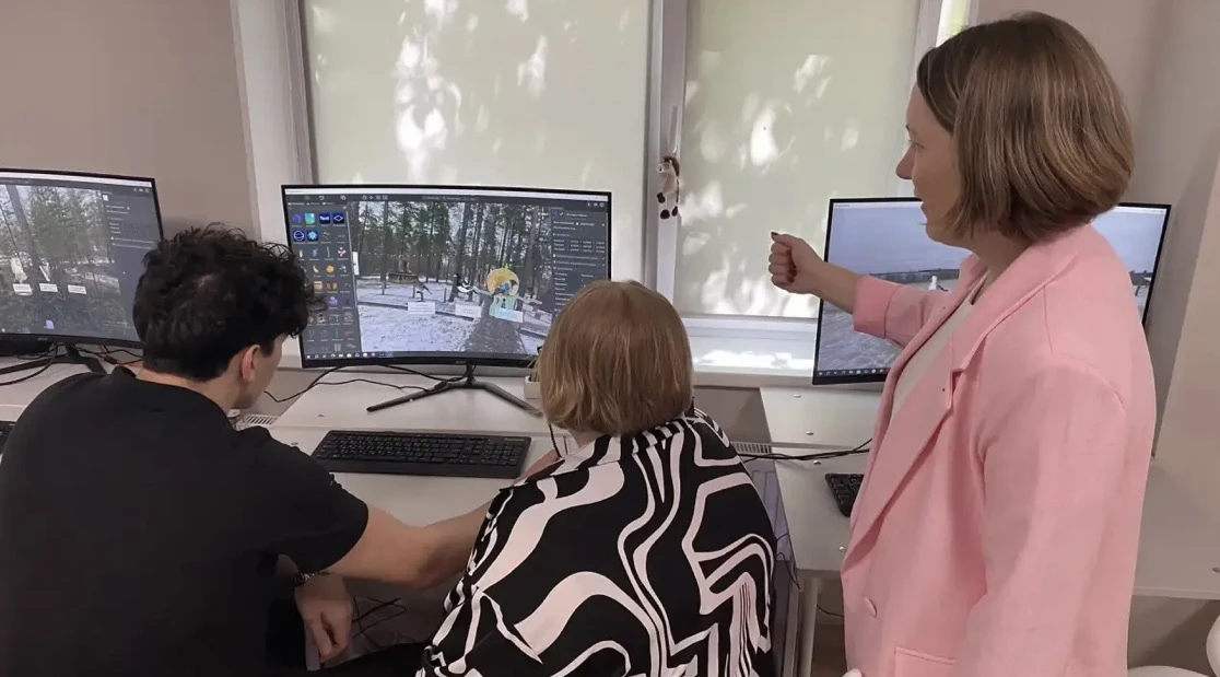 10 июня в нашей школе прошёл семинар для педагогов «VR-технологии в экологическом образовании» 🌿👓 