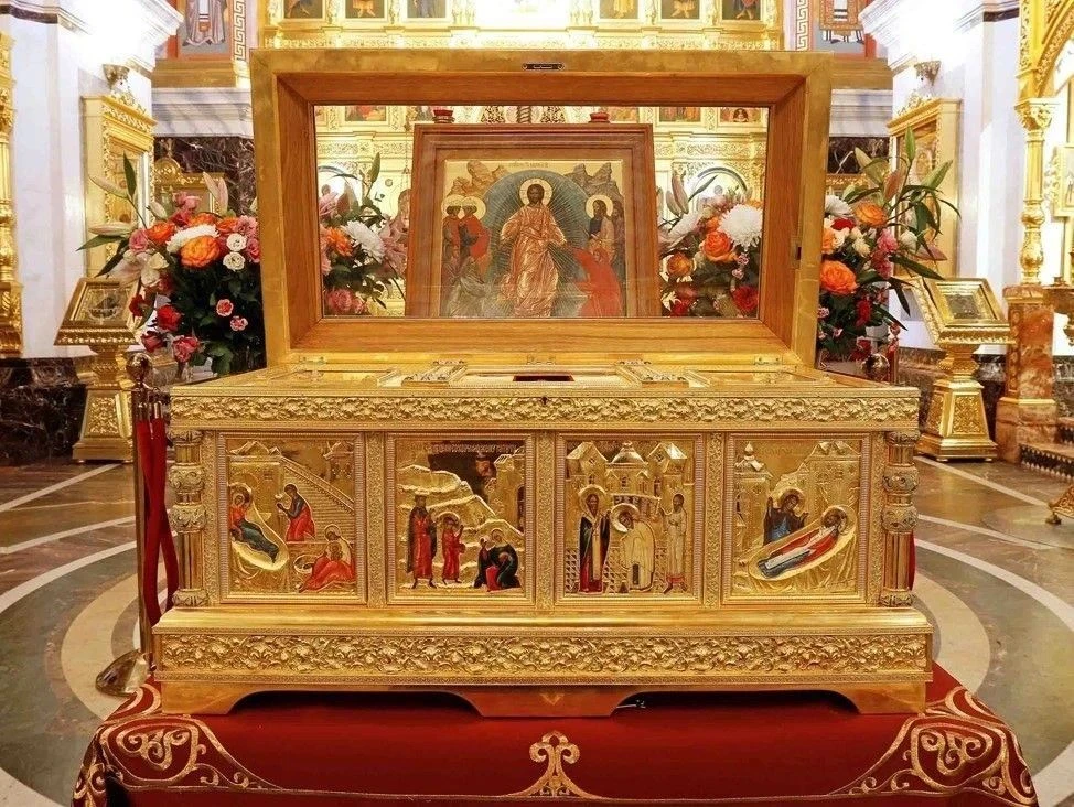 Крупнейшую в мире частицу мощей святителя Николая Чудотворца привезут в Чувашию. Вместе с ней в ковч