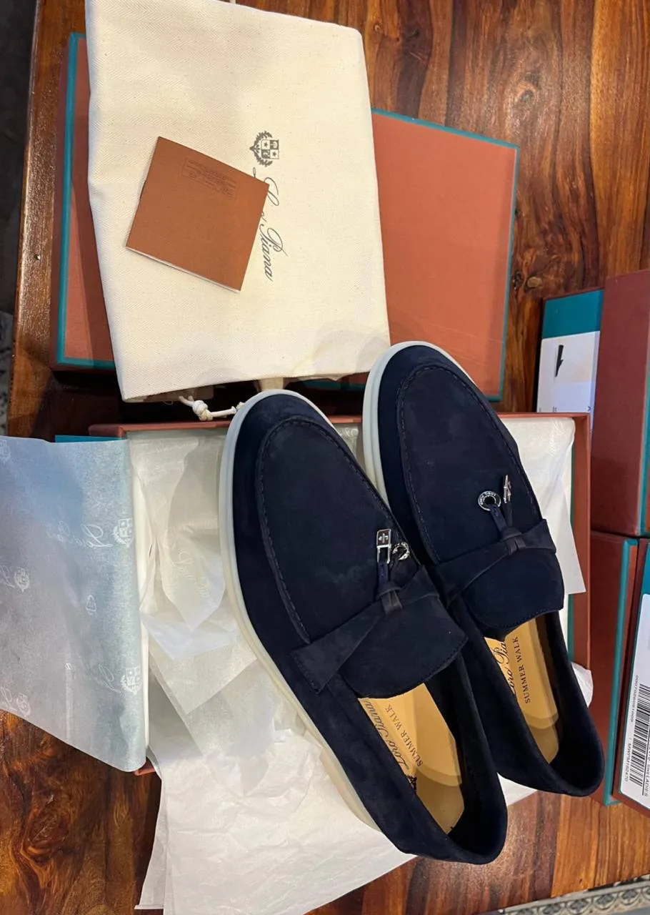 LORO PIANA SUMMER WALK
