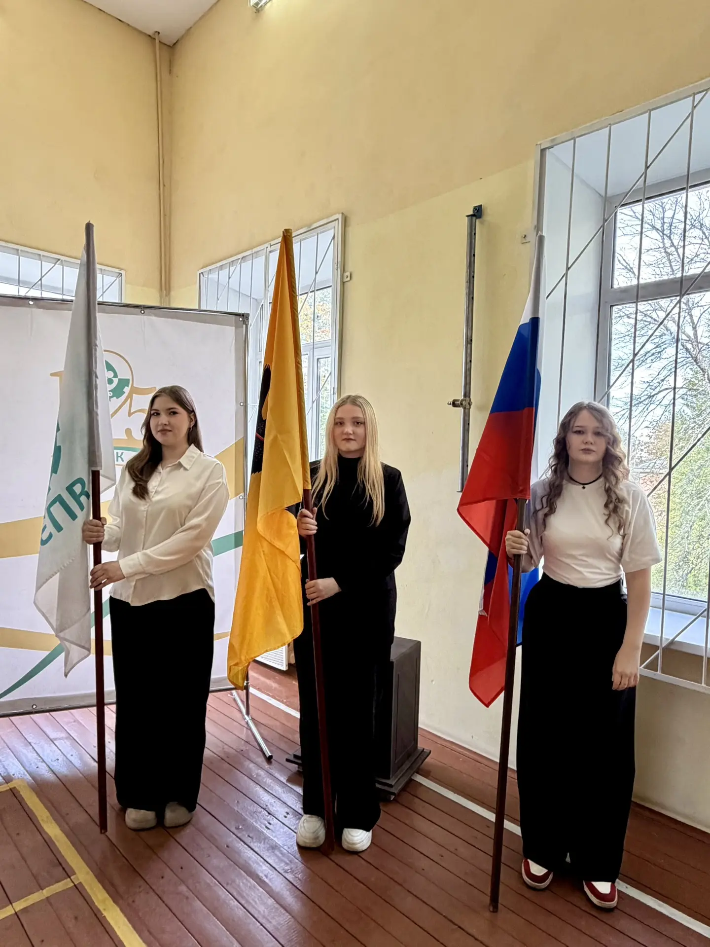 🎉 14 сентября в #ЯПЭК прошла традиционная линейка! Студенты дружно исполнили гимн и по...