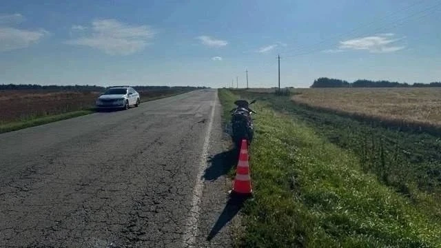 На выходных в Верховском районе в ДТП пострадал мотоциклист