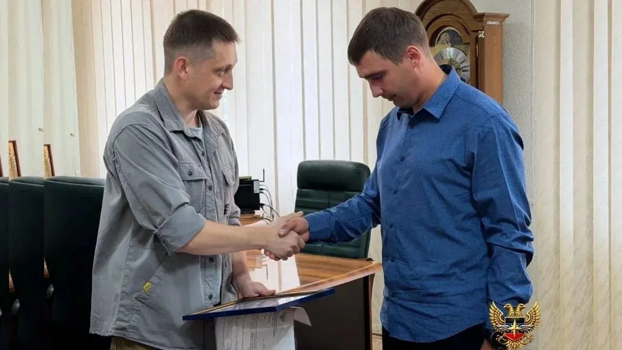 ❗️Водитель автобуса спас пассажиров во время августовского обстрела Донецка.