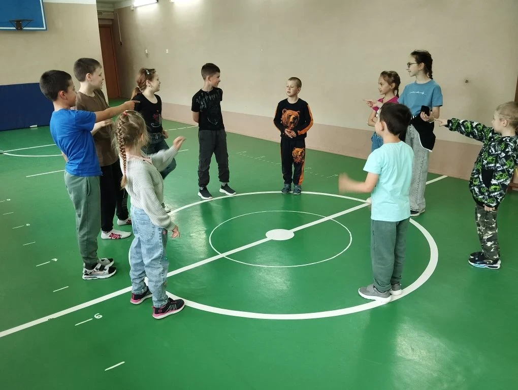 Четвертый день лагерной смены "Орленок -мастер".   Сегодняшний день в нашем пришкольном...