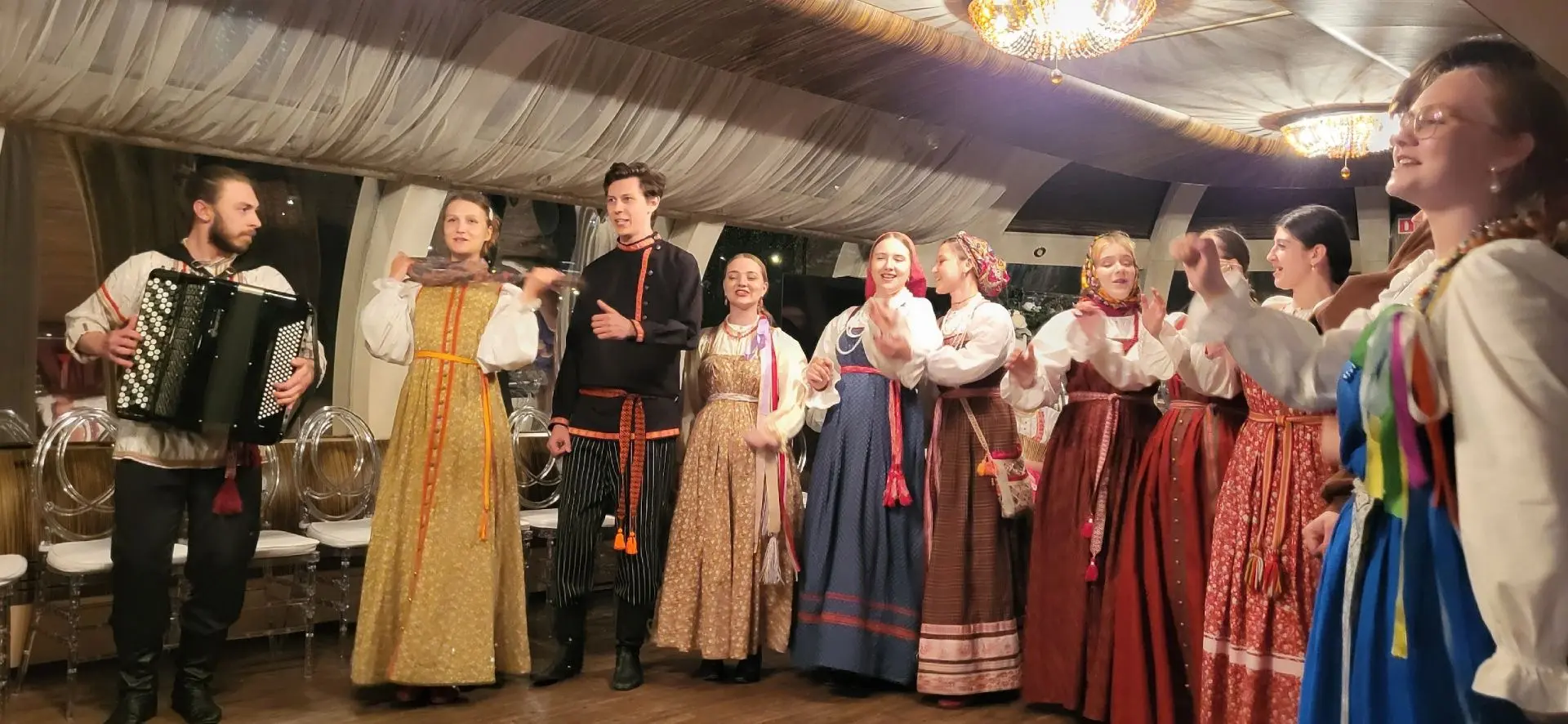 #СтудентыТГИК #ТалантыТГИК  👏 «ЯснАросстань» в проекте «Играй гармонь!» и на сцене Кремлевского двор