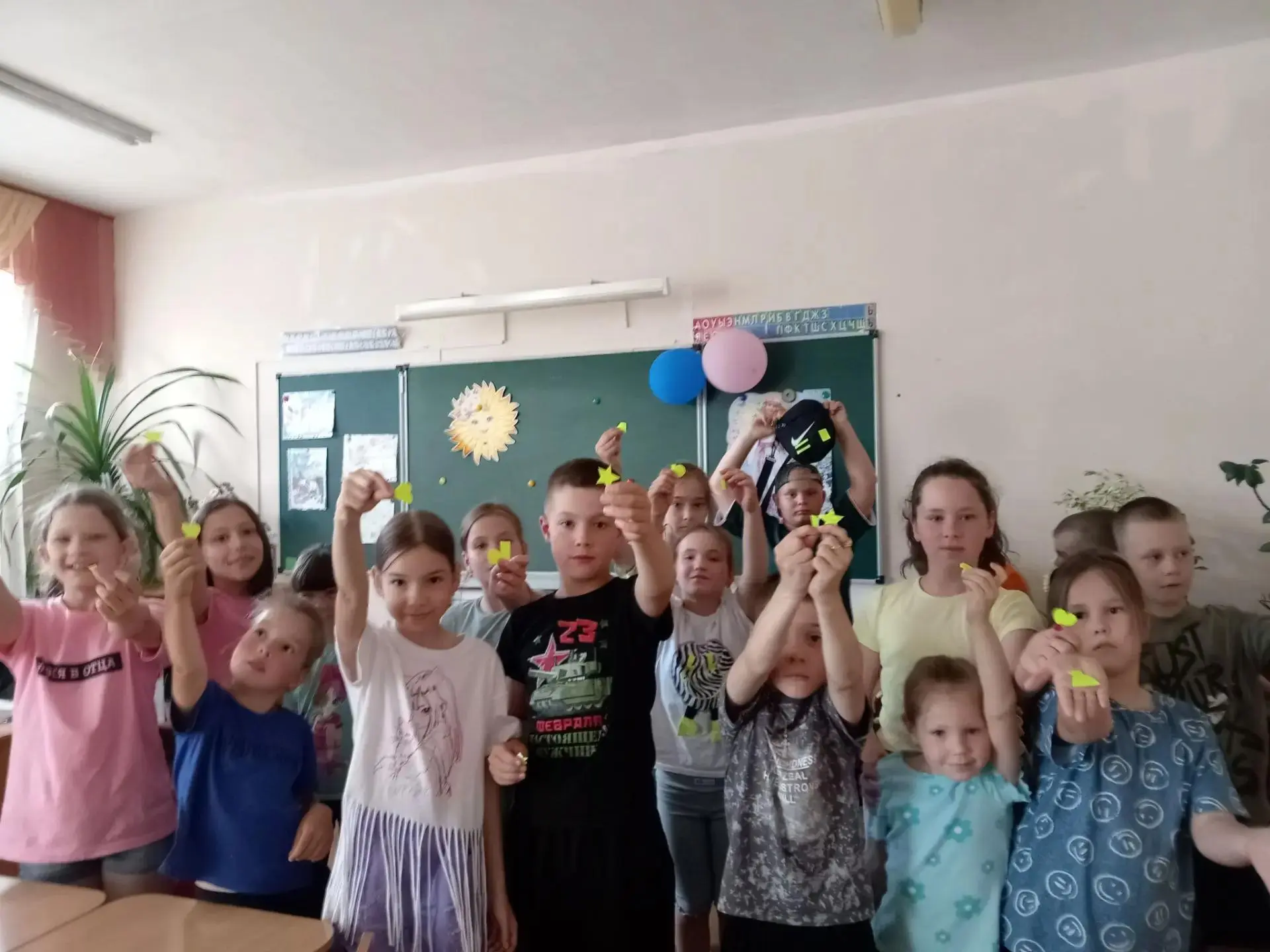 #Новости
Четверг, 18 июня, прошел в нашем лагере «Светлячок» под девизом "Узнаем этот занимательный 