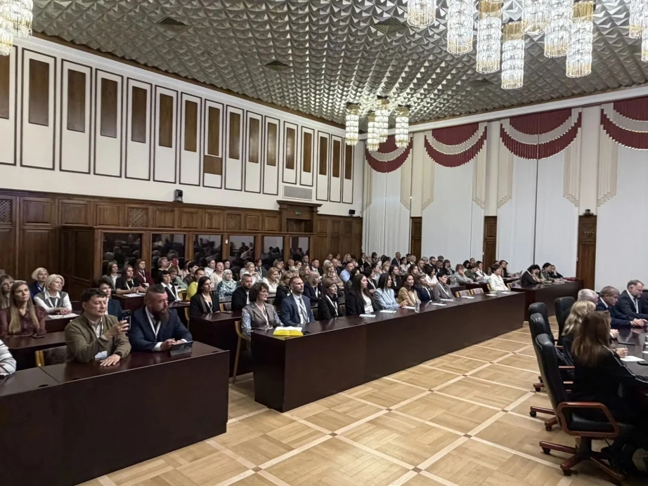 "ВЫЗОВ" | БОЛЕЕ 2 ТЫСЯЧ ДЕТЕЙ ВЕРНУЛИСЬ В СЕМЬИ БЛАГОДАРЯ ПРОЕКТУ  В ХАБАРОВСКОМ КРАЕ