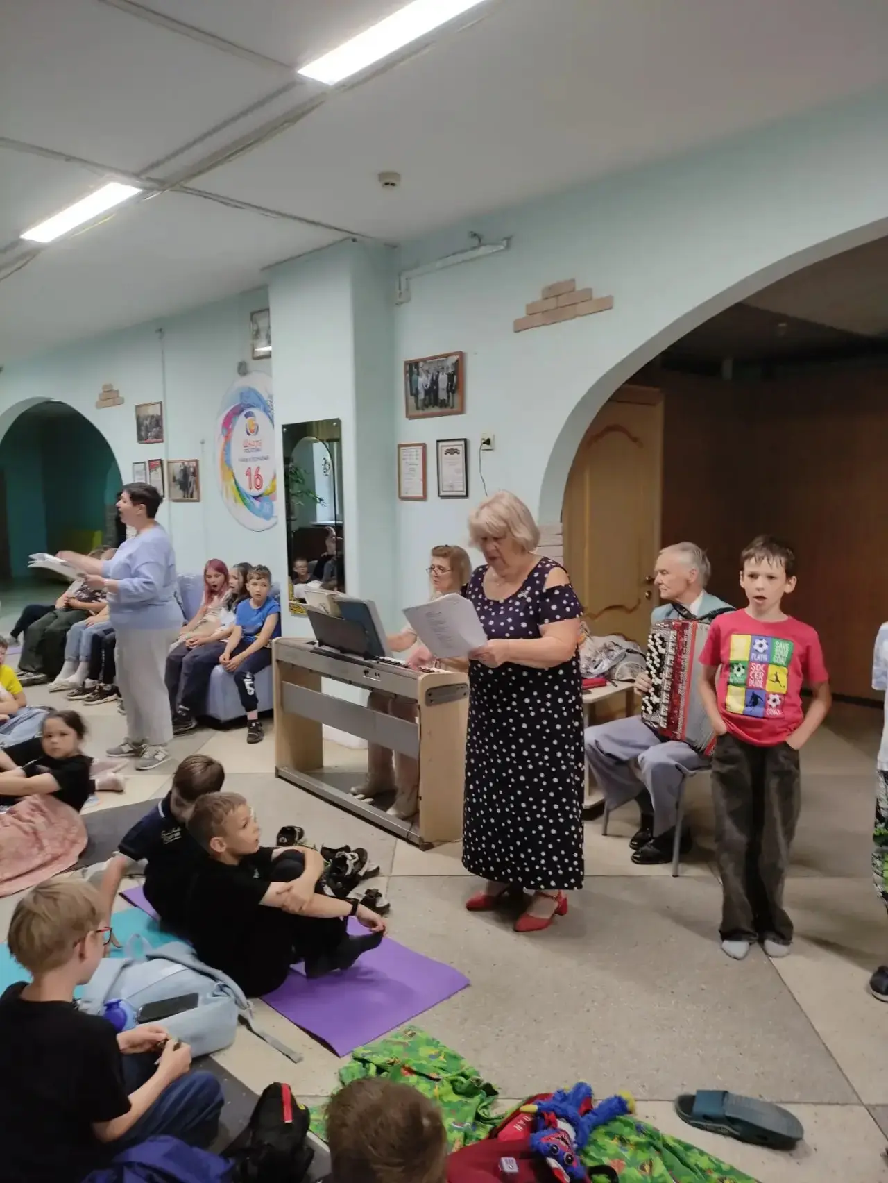 Праздник песни «Споёмте, друзья!» в лагере «Солнечный»! 🎉

25 июня состоялся отчётный концерт — реб