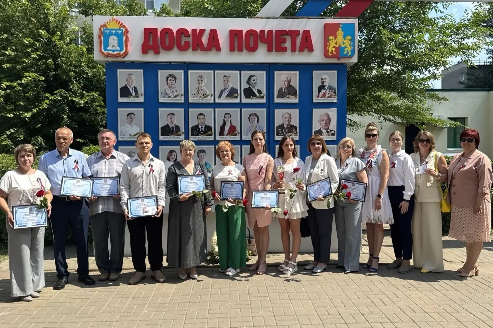🇷🇺Потому что Россия – это мы, потому что мы – это Россия!

Накануне Дня России в администрации Там