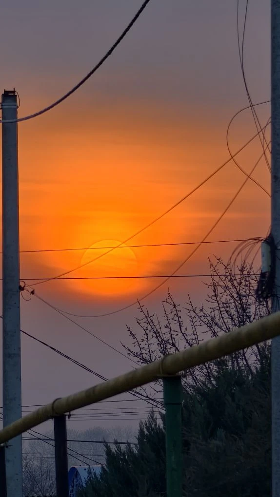 Утреннее загадочное солнце 🌞