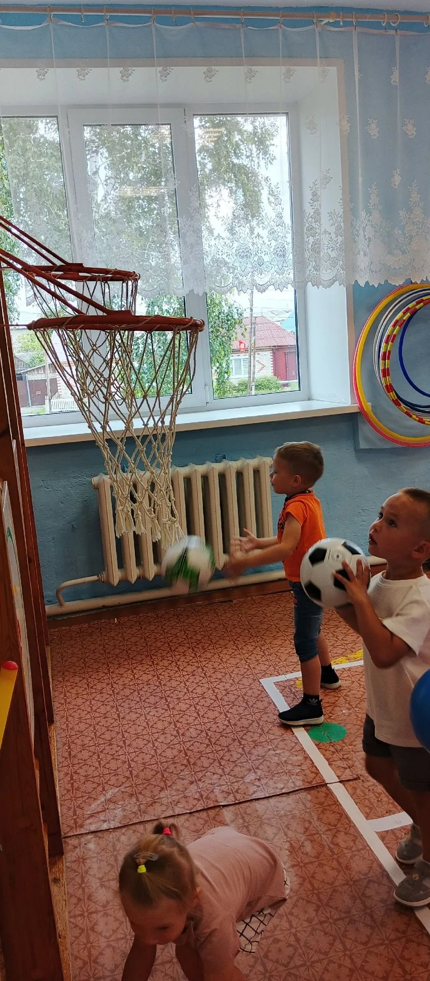 Мой весёлый, звонкий мяч,