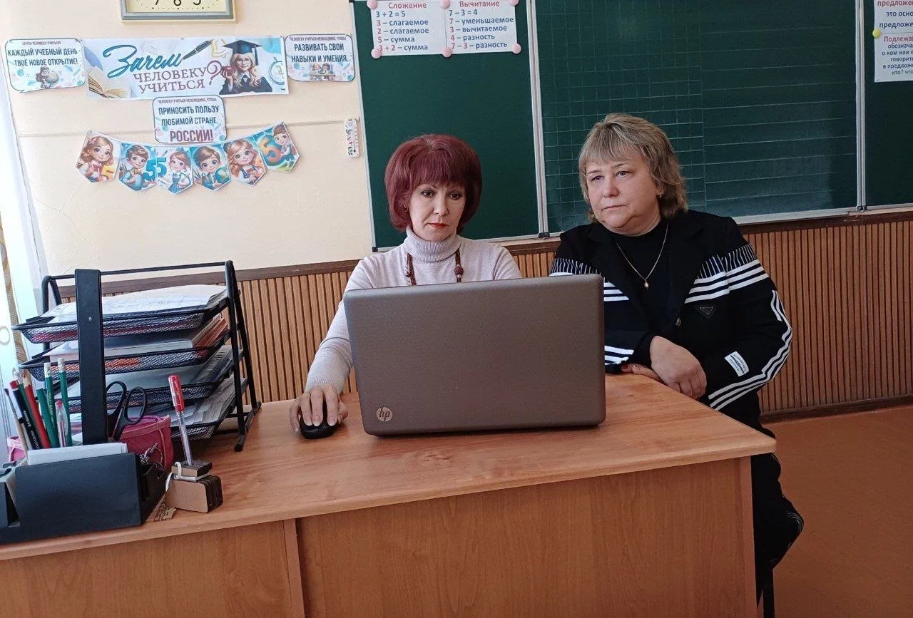 🔶 В рамках проекта «Лица дружбы» педагоги ГБОУ «СШ № 18 Шахтерского м.о.» и МАОУ СОШ № 8 г. Холмска 
