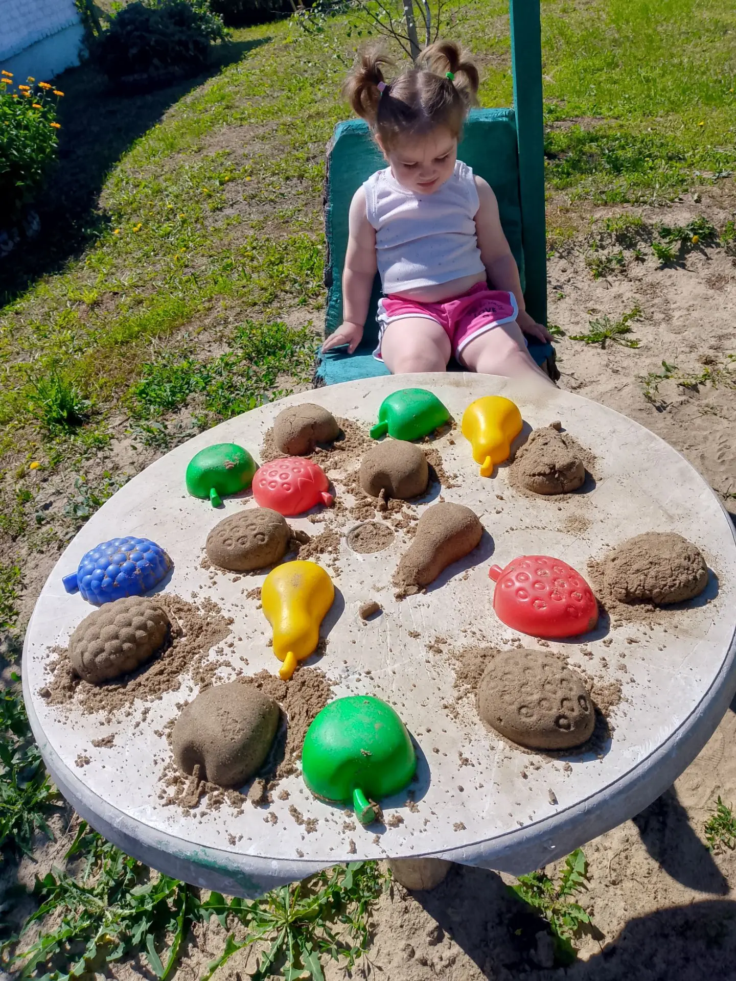 День фруктов 🍉. Лепим фрукты из песка