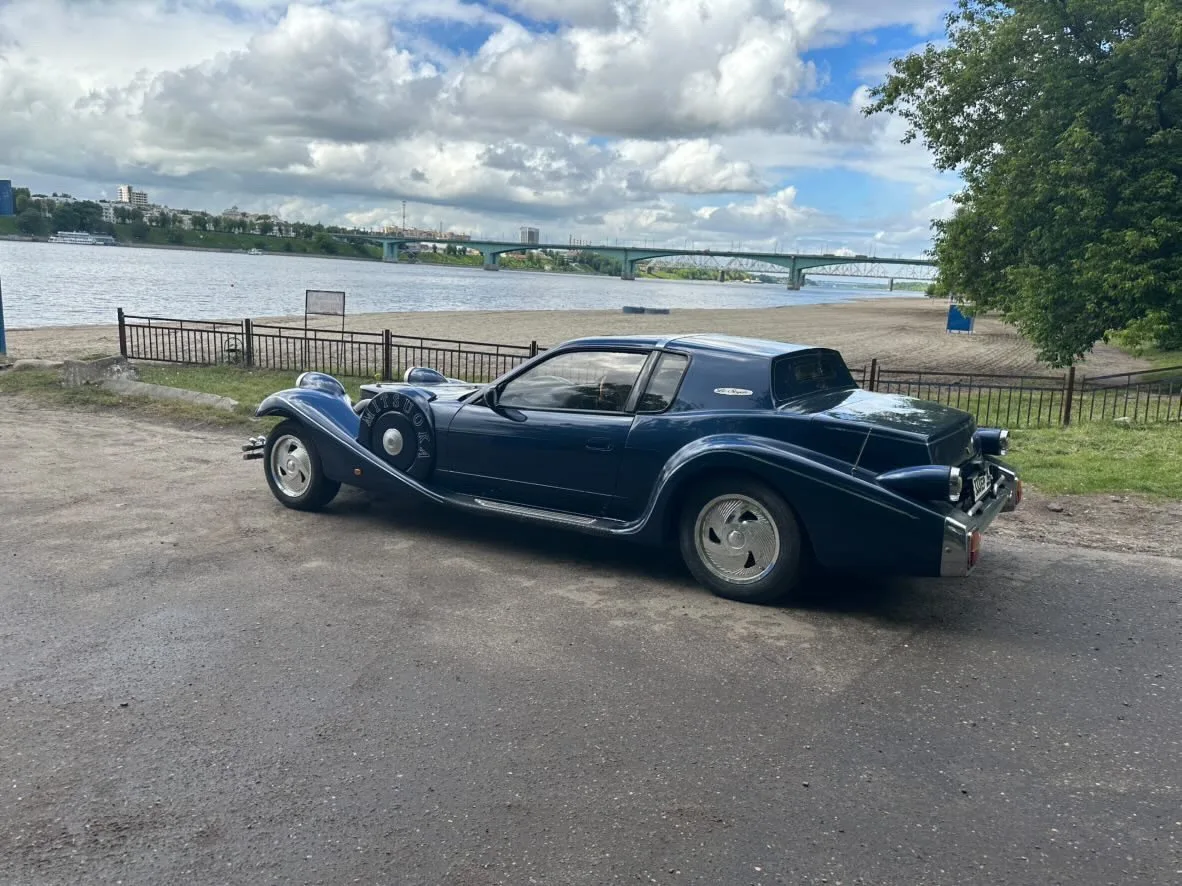Автомобиль, который приковывает взгляды 

Со мной связался владелец Mitsuoka Le-Seyde, о котором я п