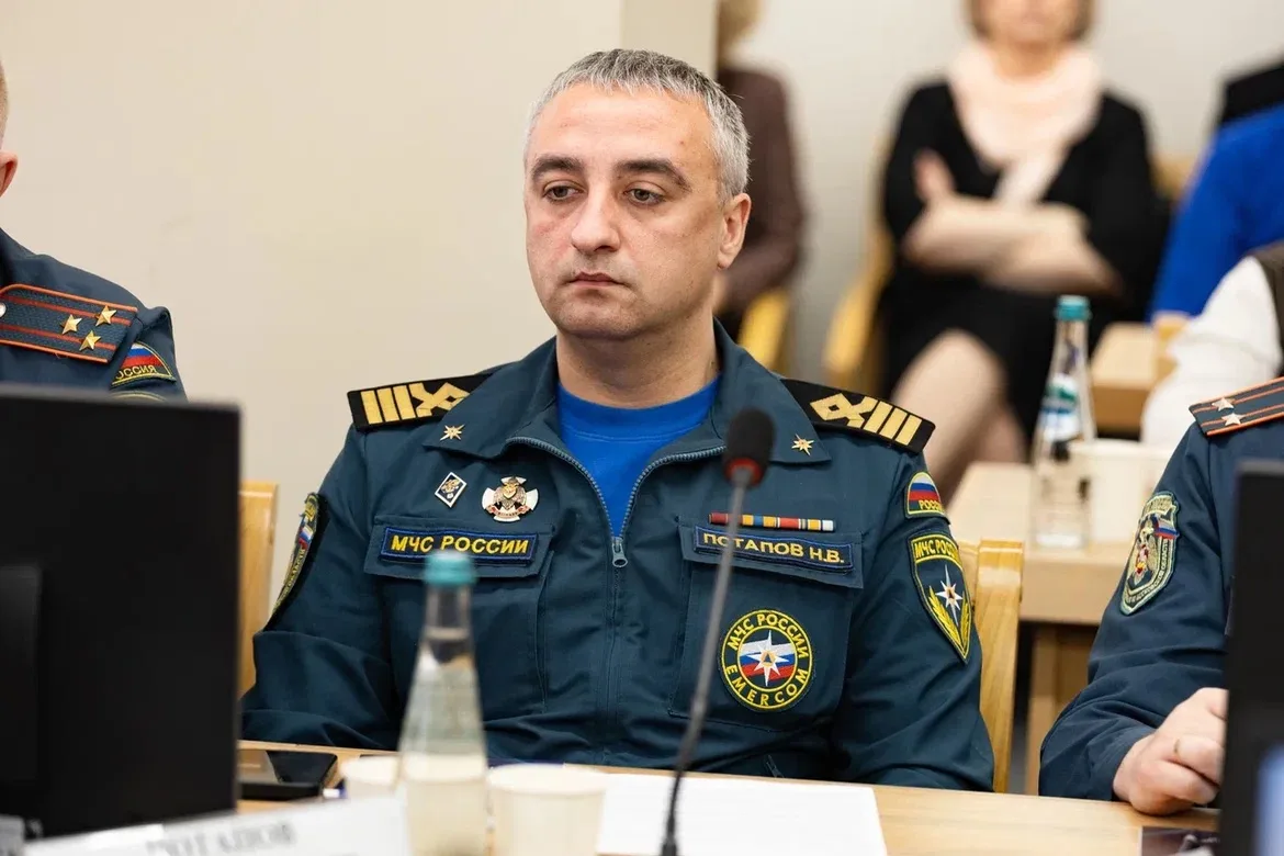 Сегодня провёл совещание по обеспечению безопасности наших детей.  Говорили не формально — открыто и