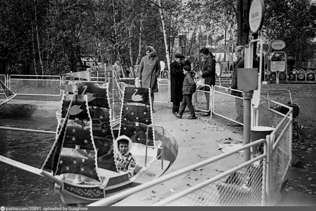 Измайловский ПКиО, кораблики 1971
