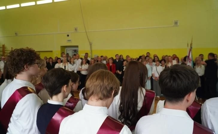 В Курске 17 выпускников получили 100 баллов на ЕГЭ

Об этом рассказали в городском комитете образова