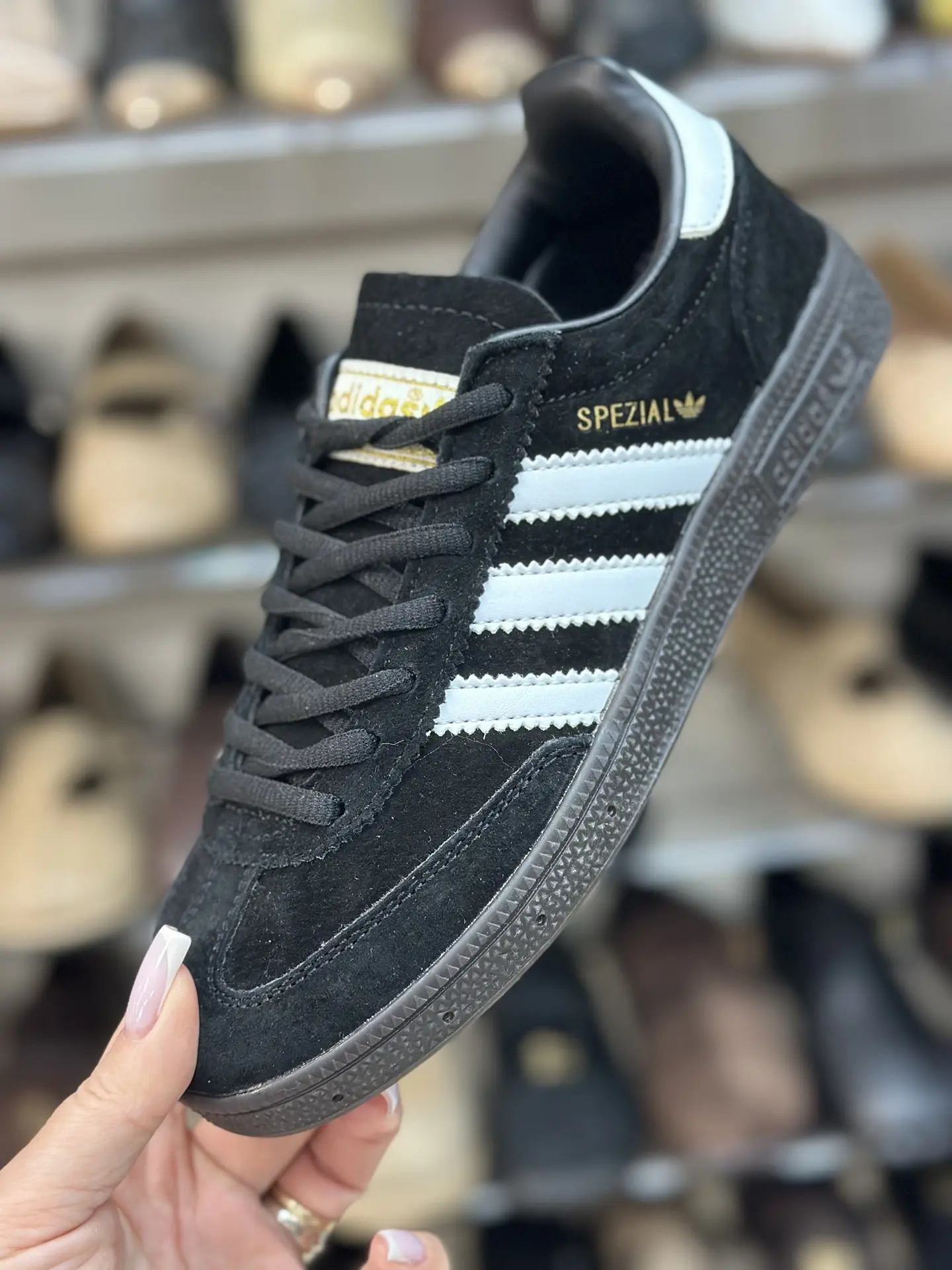 Кеды 
Размеры 36-41
🛍️ 2.500₽