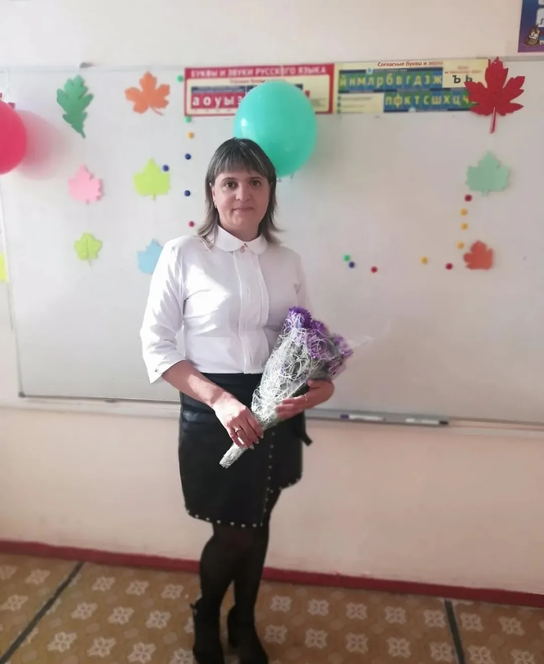 Дорогая наша Анна Нориковна! От всего сердца поздравляем Вас с днём рождения !