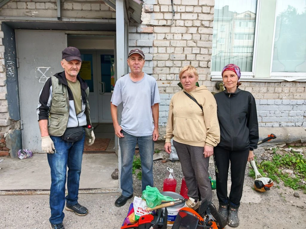 К субботнику на Осипенко 26 готовы!)