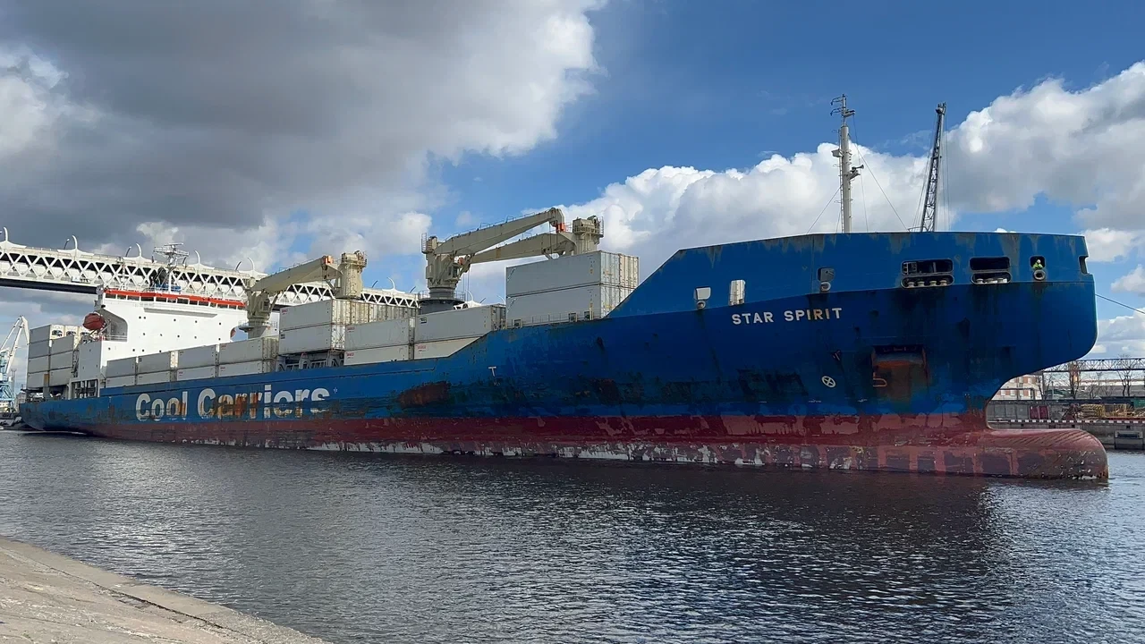 Рефрижератор Star Spirit построен в 2017 году на японской верфи Shikoku Dockyard в городе Такамацу. 