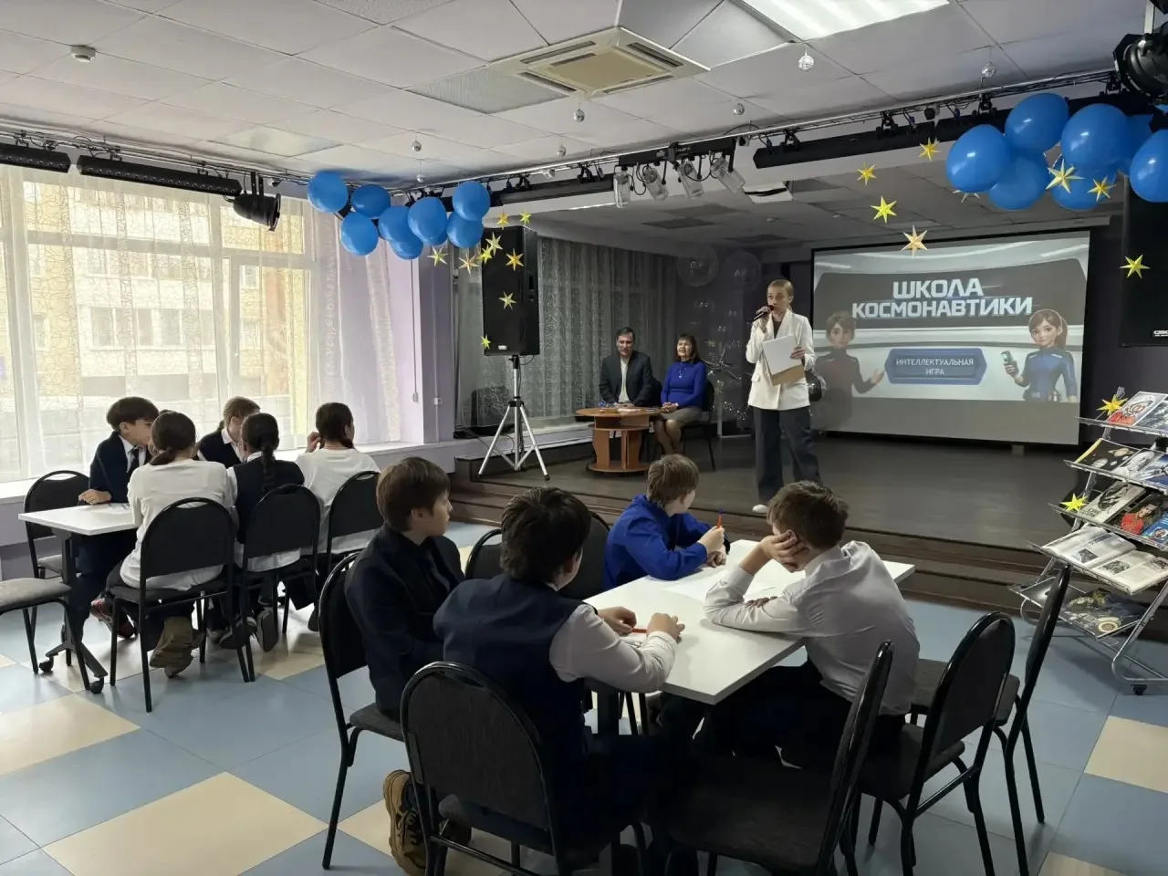 🚀✨ КО ДНЮ КОСМОНАВТИКИ: ПОЛЕТЕЛИ! ✨🚀  Профессия космонавта сегодня кажется далёкой, но всё так же ос