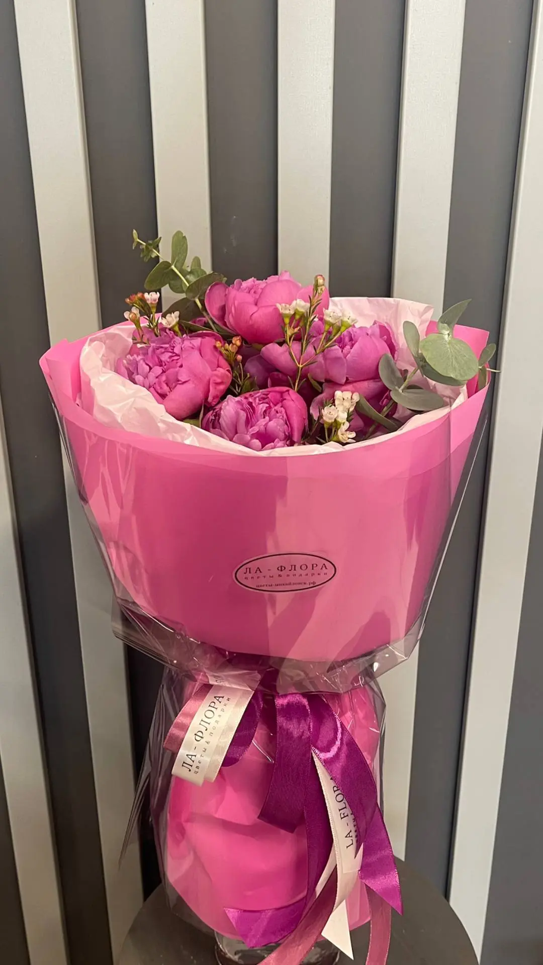 За окном лето – время самых красочных букетов🌸