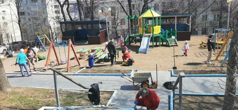 Субботник в детском саду: чистота и и безопасность  для наших малышей!
Наш детский сад преобразился 