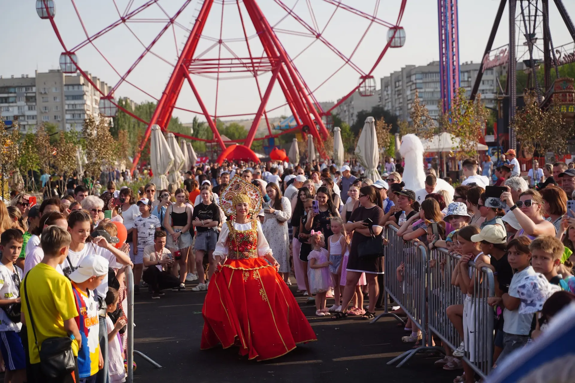 🎡 Ох, и денек вчера был!

Весь эфир субботы мы посвятили важному для нас событию открытию Южного па