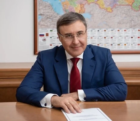 Поздравление главы Минобрнауки России Валерия Фалькова с Днём знаний