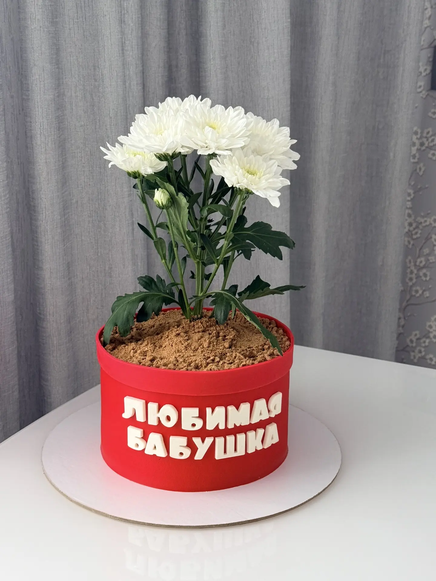И снова самая всеми любимая начинка карамель, миндаль и все в шоколаде ❤️