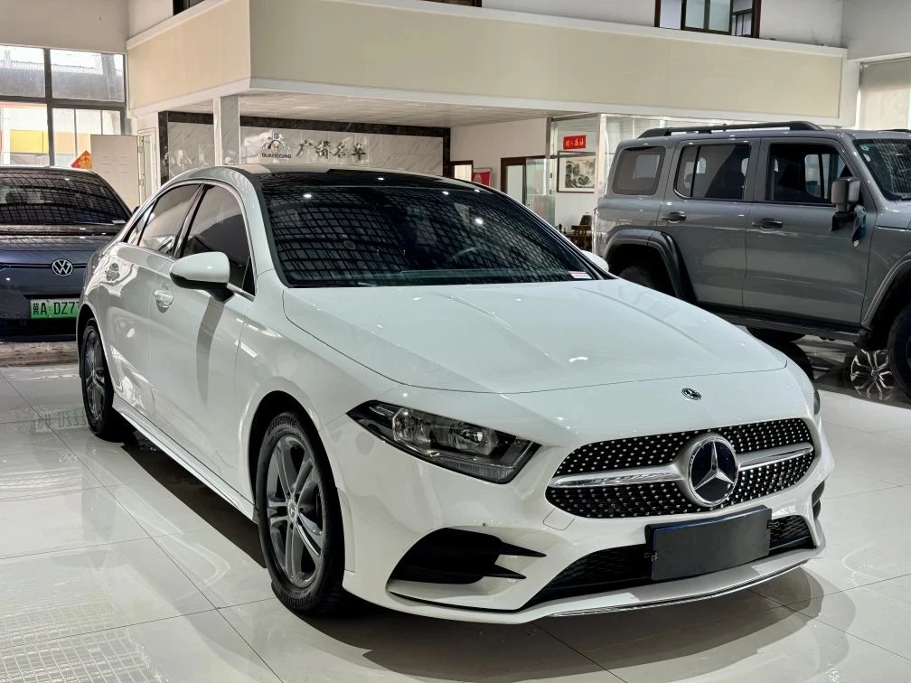 ❤️‍🔥 Mercedes-Benz A180L доступна к заказу на нашей площадке в Китае! ❤️‍🔥