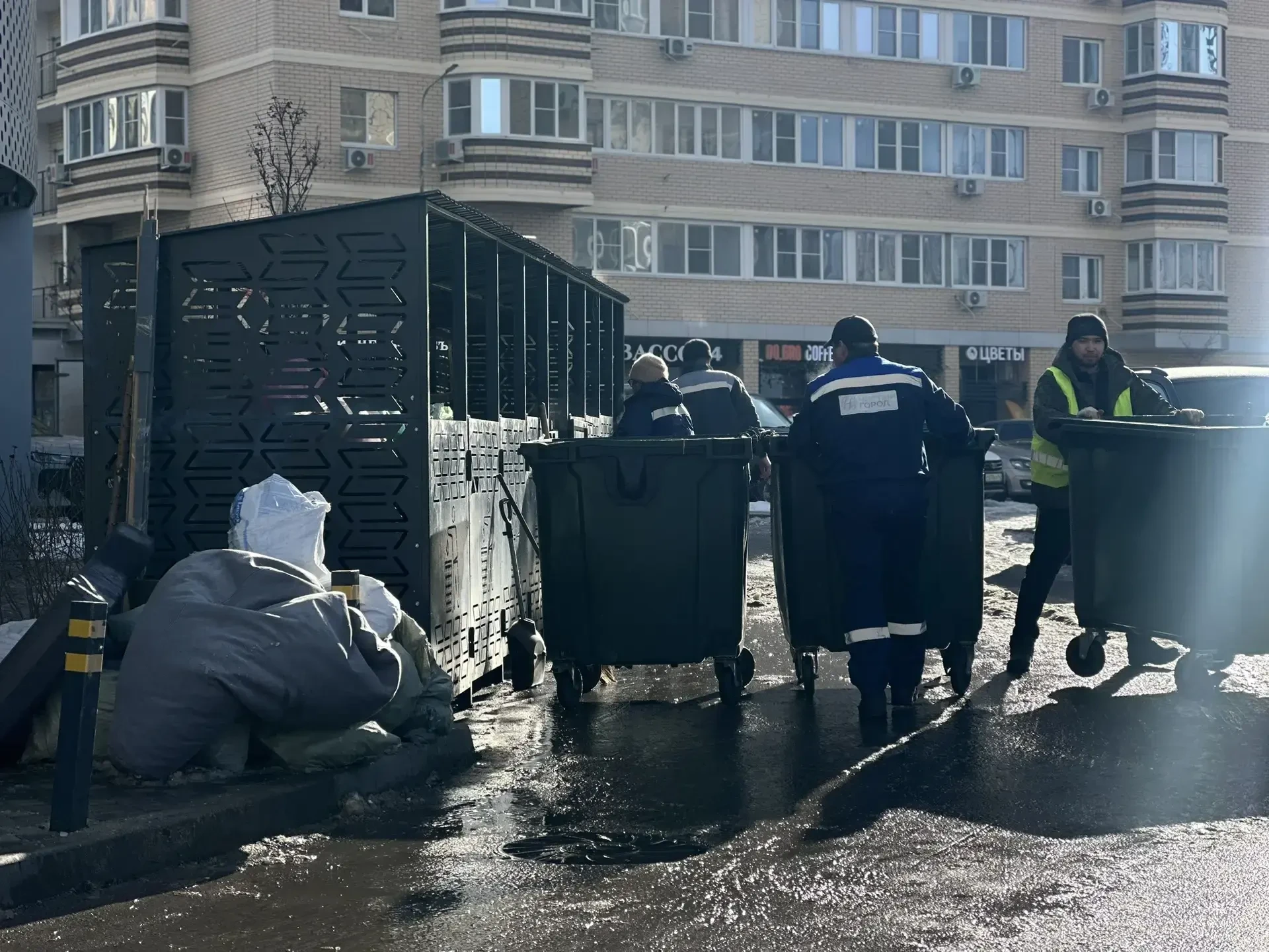Регоператор ООО «ЭкоЦентр» рассказал о проблемах в работе в сложных погодных условиях и пути их реше