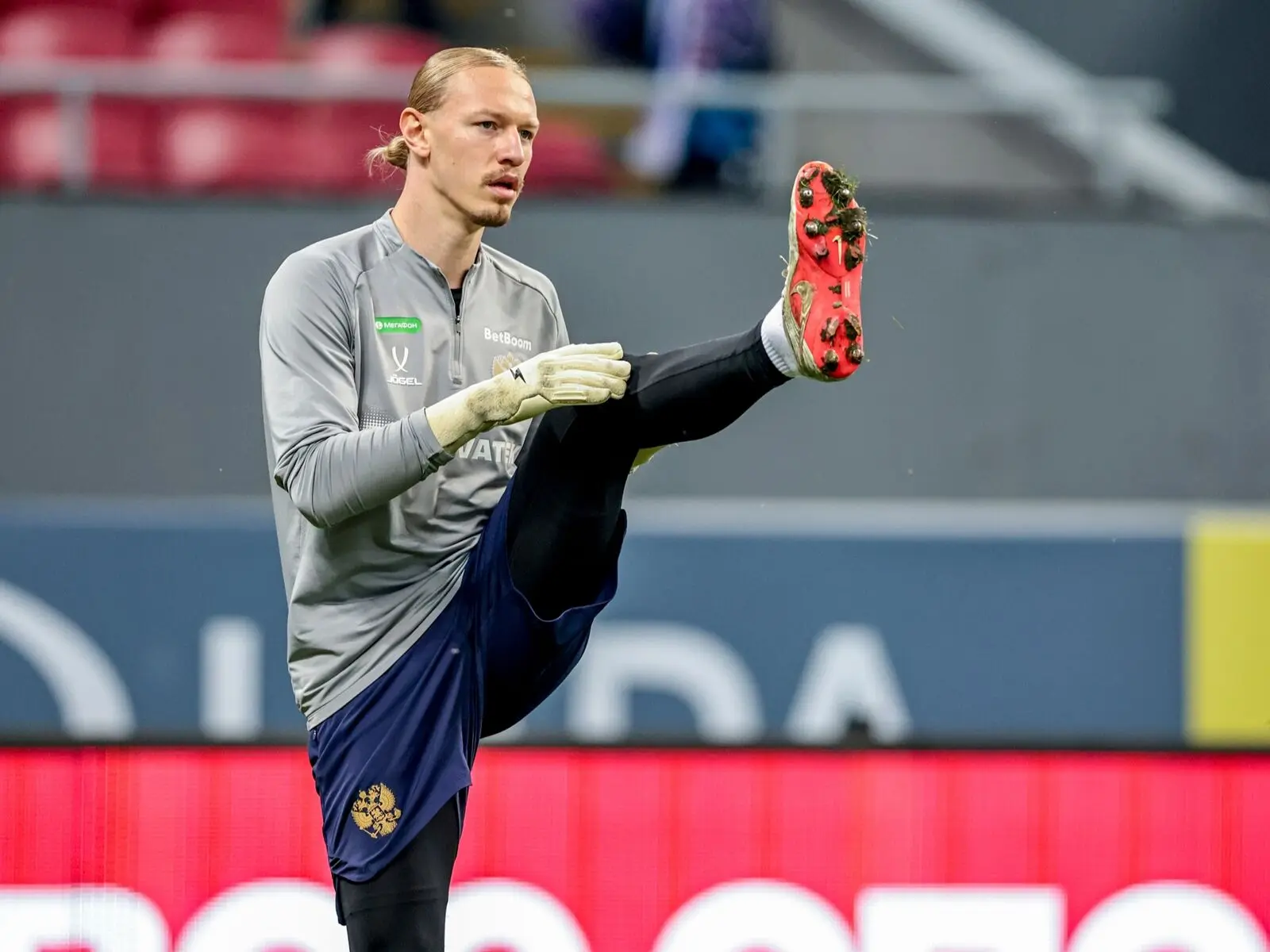 Агкацев: «Успех Сафонова в Лиге чемпионов никак его не изменил»