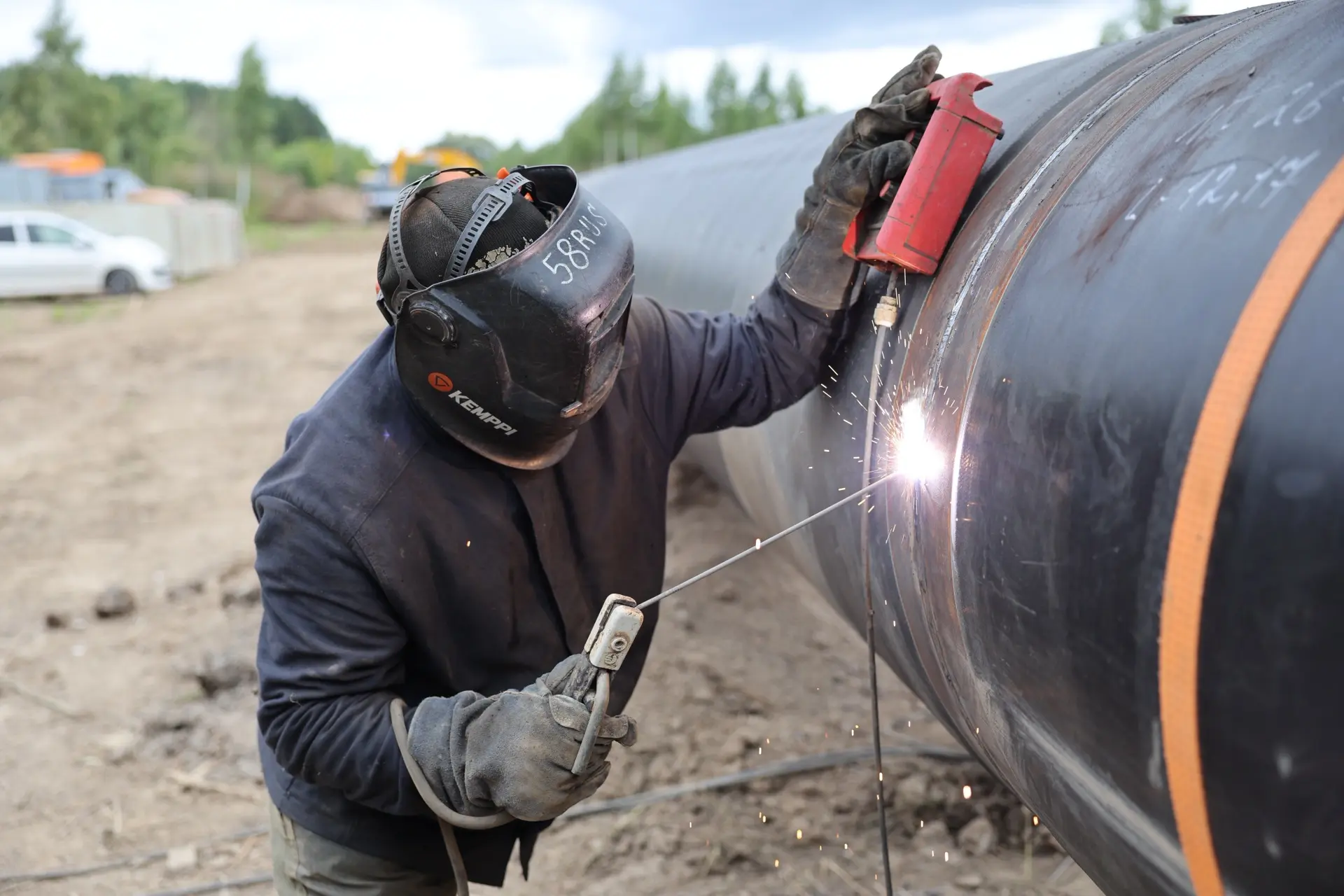 В Краснопахорском районе завершается строительство крупного газопровода