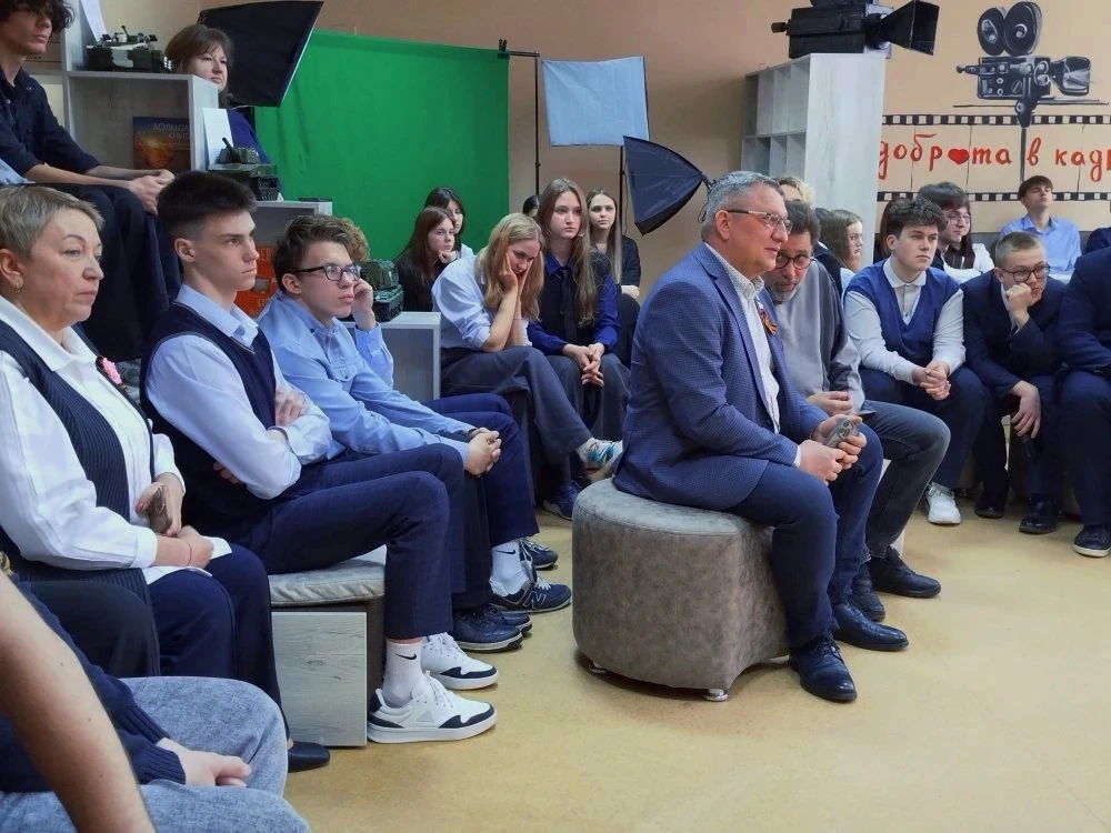 🎙️ Важное событие в гимназии! Сегодня у нас прошла встреча с представителями подкаст-студии «Мифолог