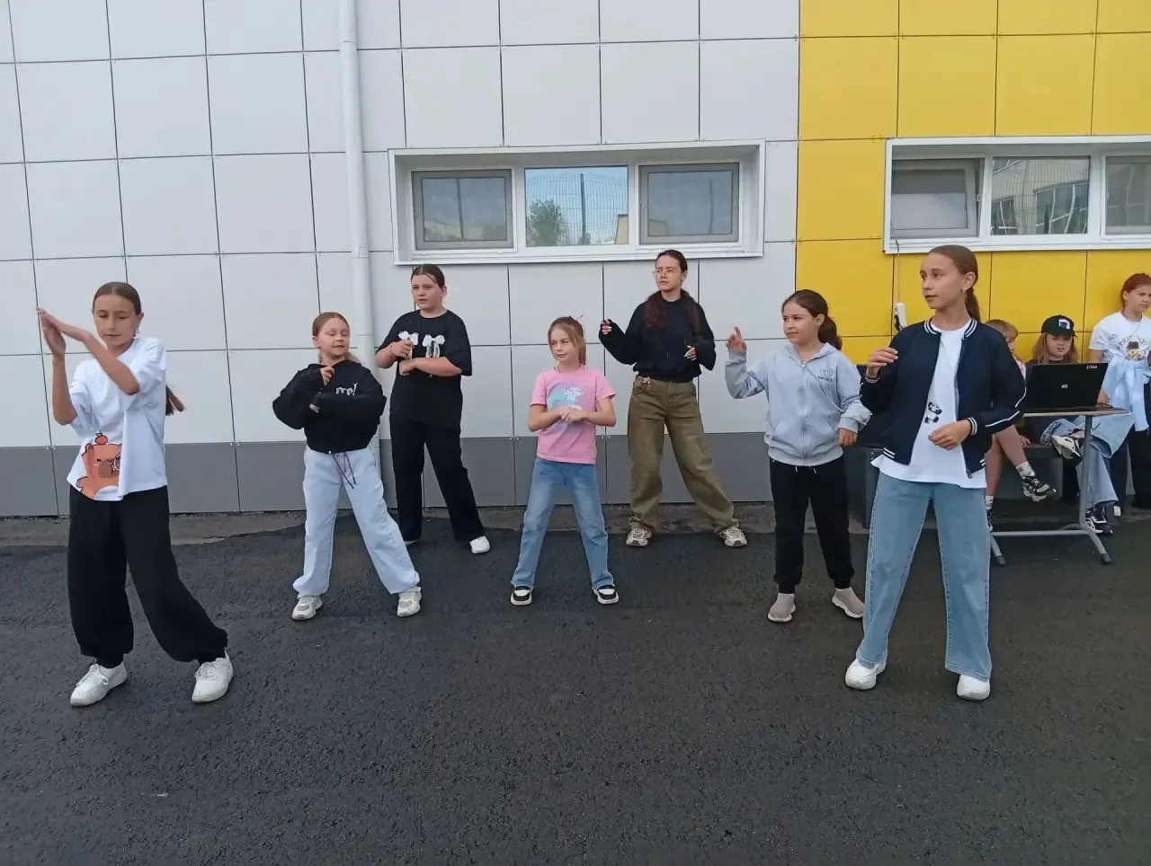 Сегодня  завершил работу летний лагерь «Улыбка».😃
Лагерь - это маленькая жизнь! Всю смену в нем цар
