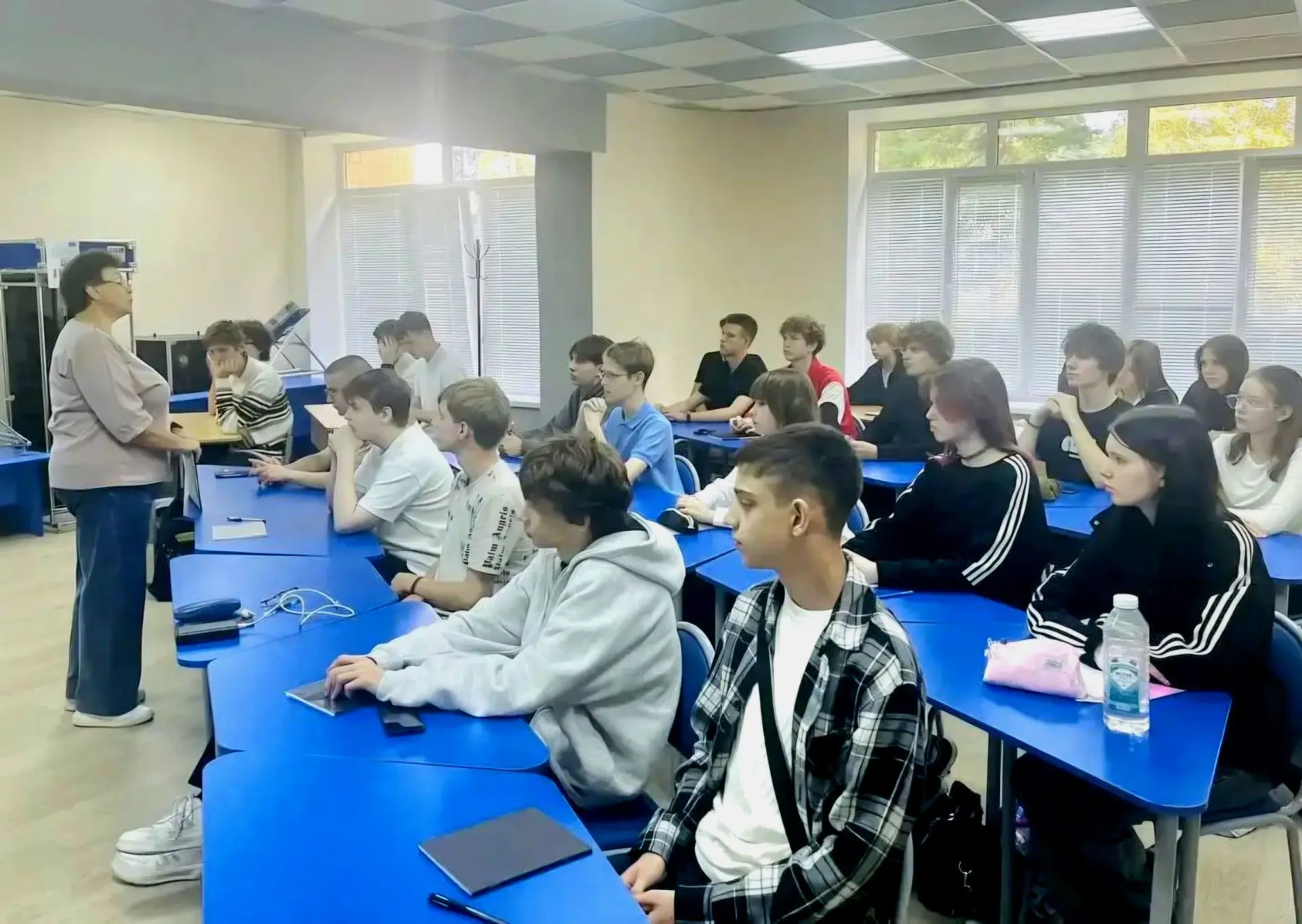 Сегодня, 3 сентября, в Зареченском технологическом институте для студентов первого курс...